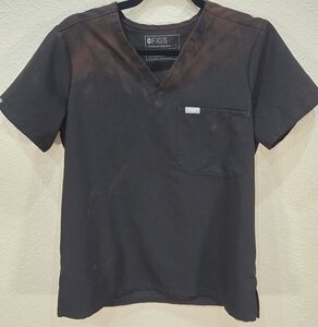 FIGS Men's Black V-Neck Fitted Scrub Shirt With Discoloration Small